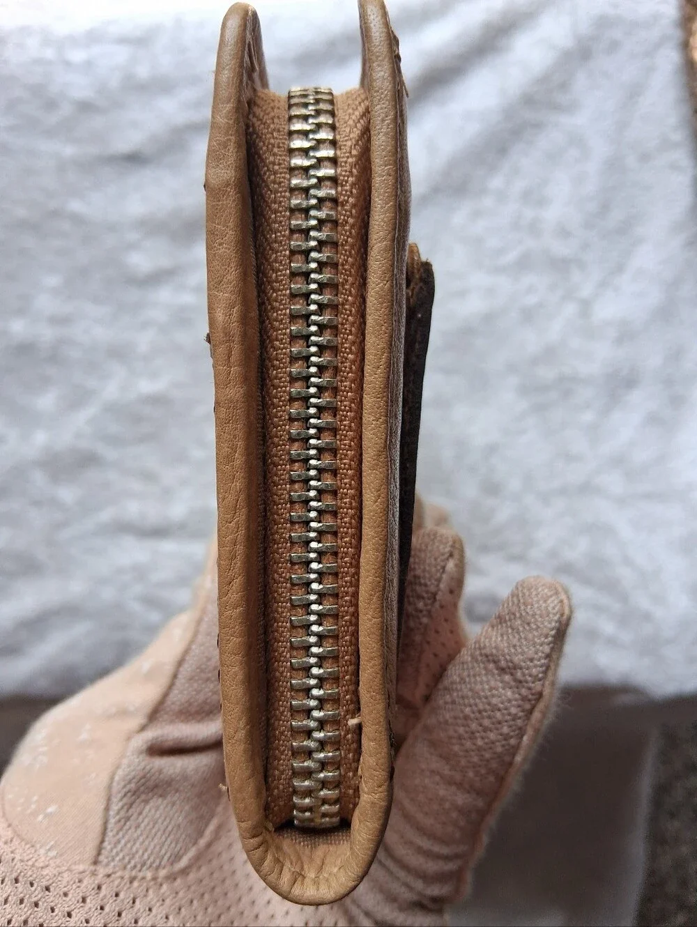 Fossil Maddox Leather Flap Clutch Wallet - Camel/Tan - NWOT